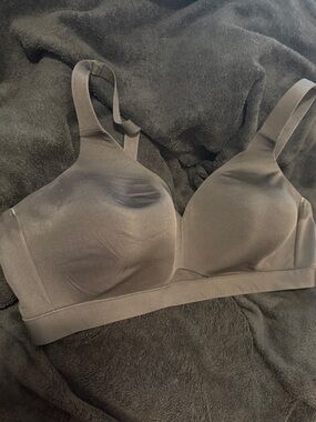 Cacique Lane Bryant lightly lined no wire
 Pre-Owned Condition! Sz 46C